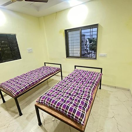 Shree Swami Samarth Pg Rooms For Boys Solapur Esterno foto